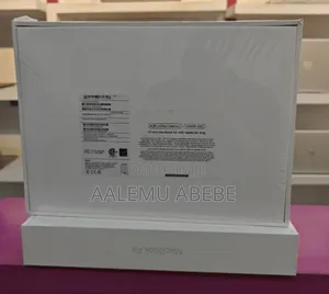 New Laptop Apple MacBook Air 2022 M2 8GB Apple M2 SSD 256GB