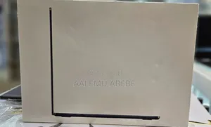 New Laptop Apple MacBook Air 2022 M2 8GB Apple M2 SSD 256GB