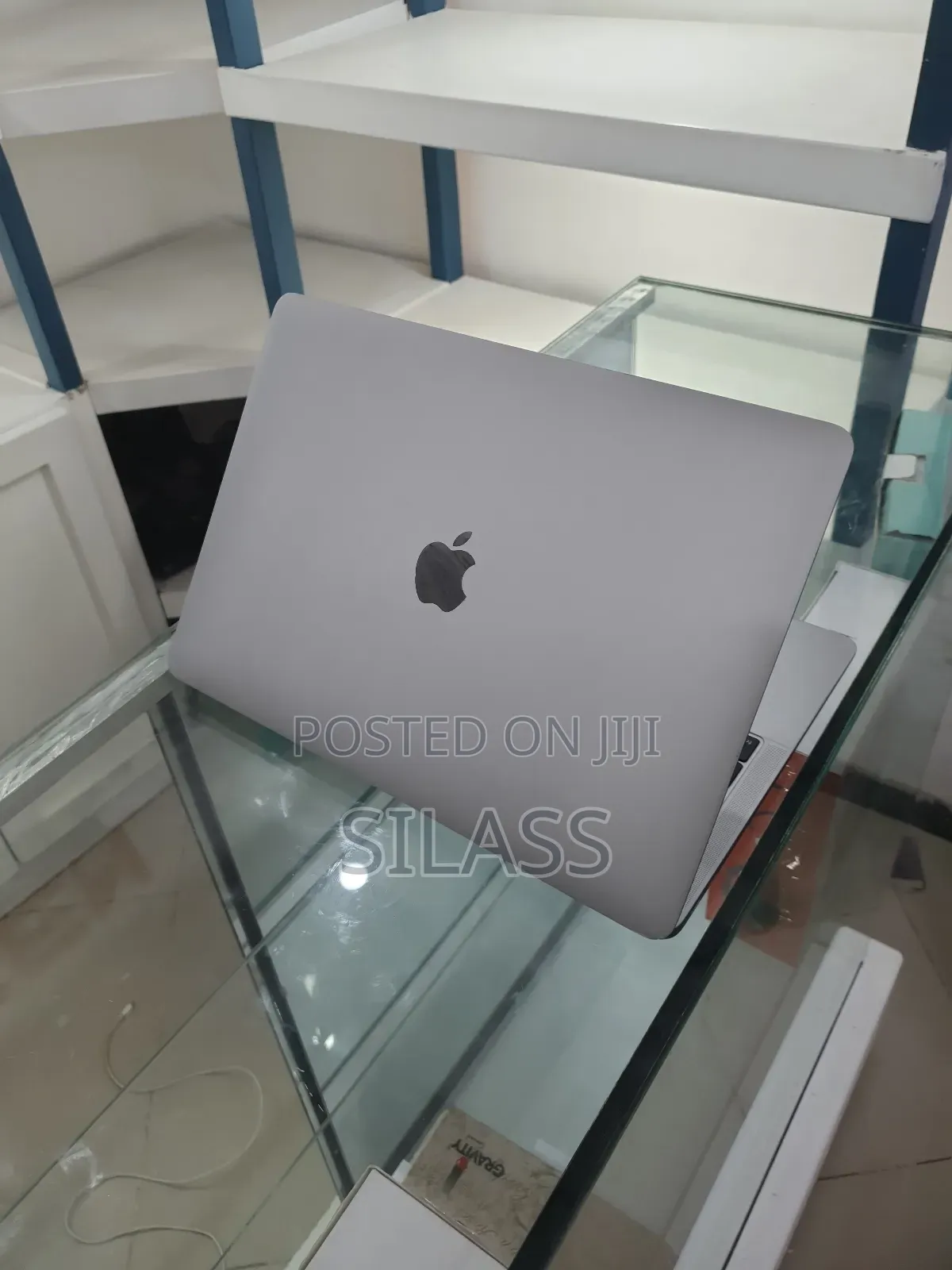 New Laptop Apple MacBook Air 2018 8GB Intel Core I5 SSD 128GB