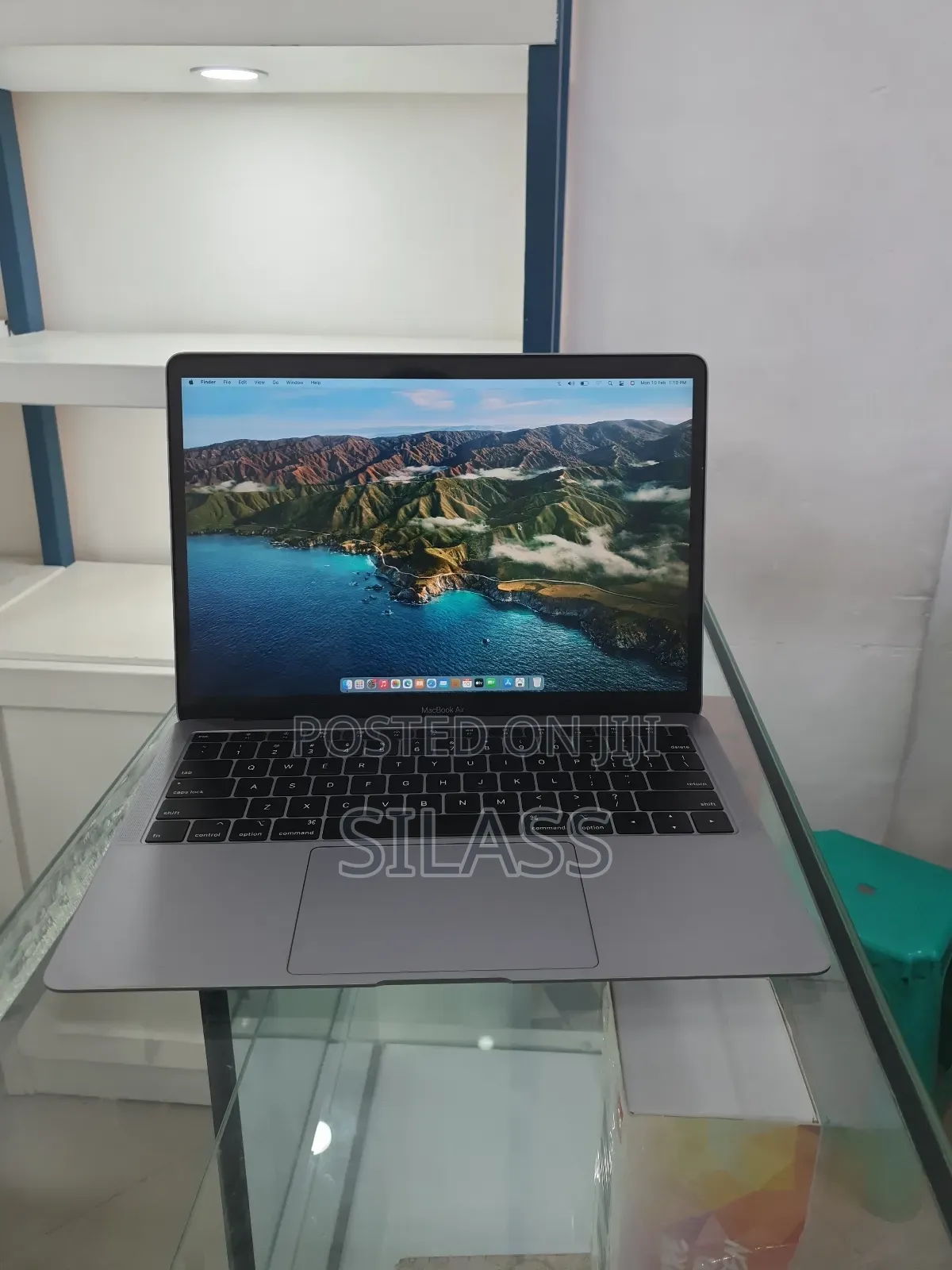 New Laptop Apple MacBook Air 2018 8GB Intel Core I5 SSD 128GB