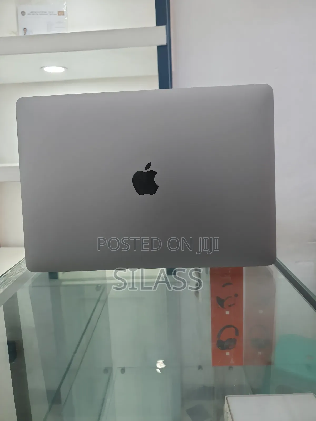 New Laptop Apple MacBook Air 2018 8GB Intel Core I5 SSD 128GB
