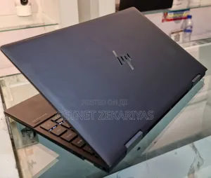 New Laptop HP Envy X360 8GB Intel Core I7 SSD 1T