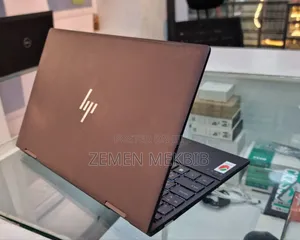 New Laptop HP Envy X360 8GB Intel Core I7 SSD 1T