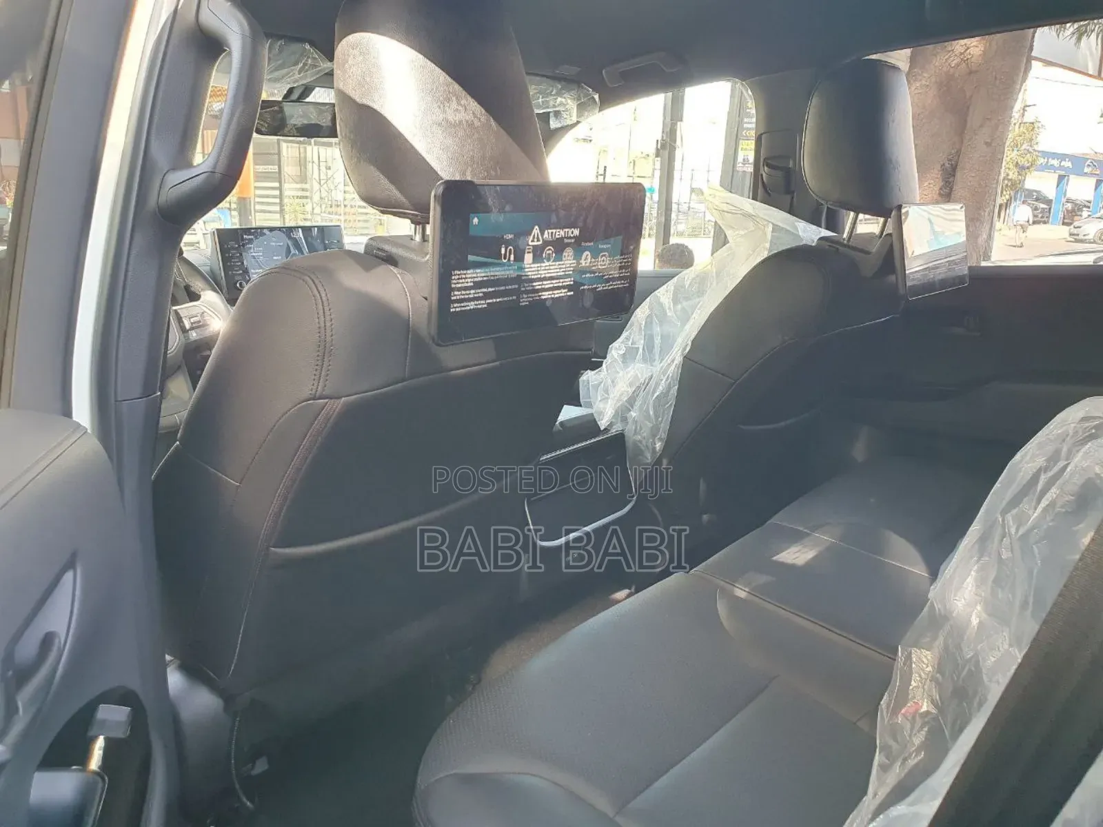 Toyota Land Cruiser 2022 White