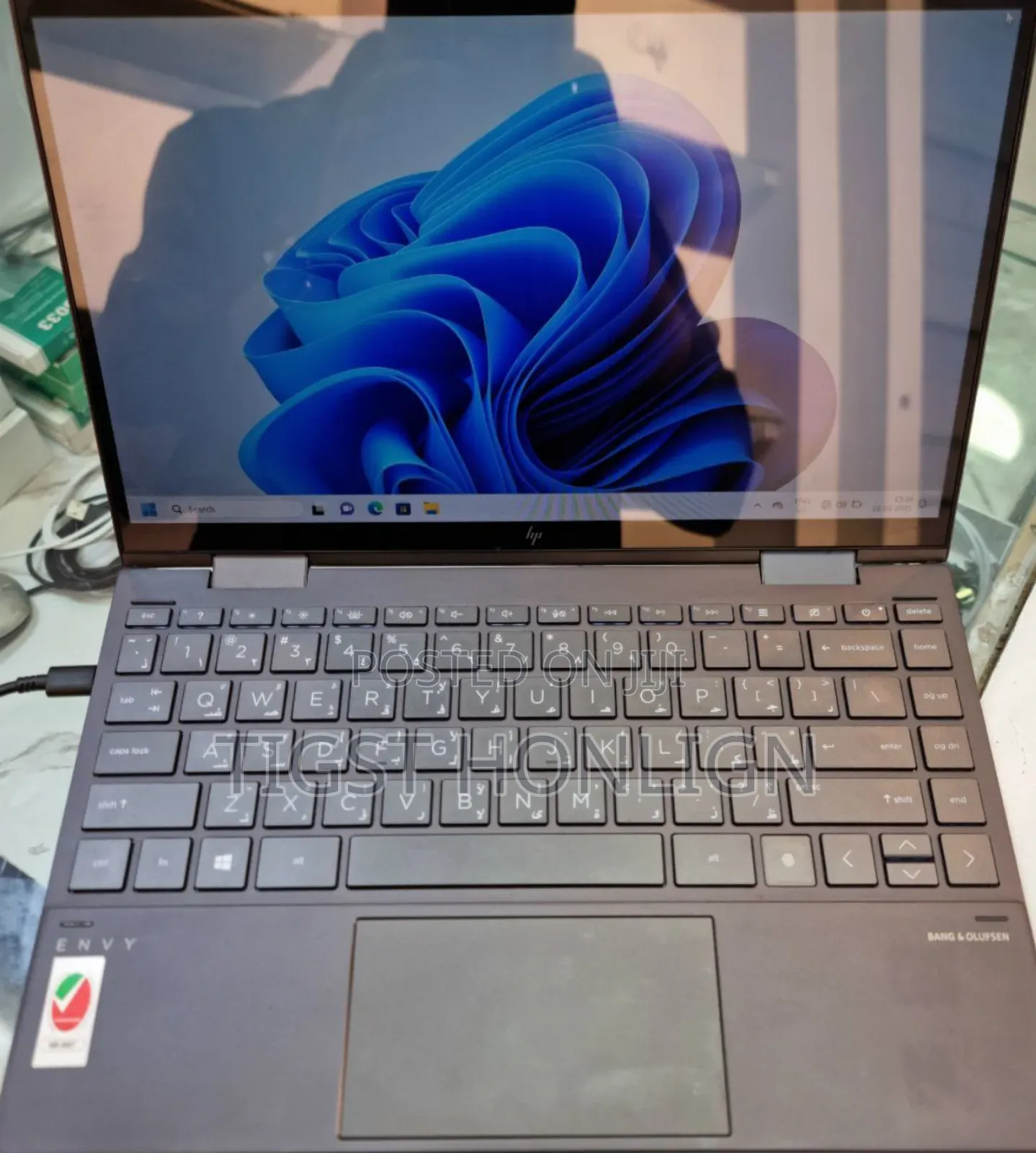 New Laptop HP Envy X360 8GB Intel Core I7 SSD 512GB