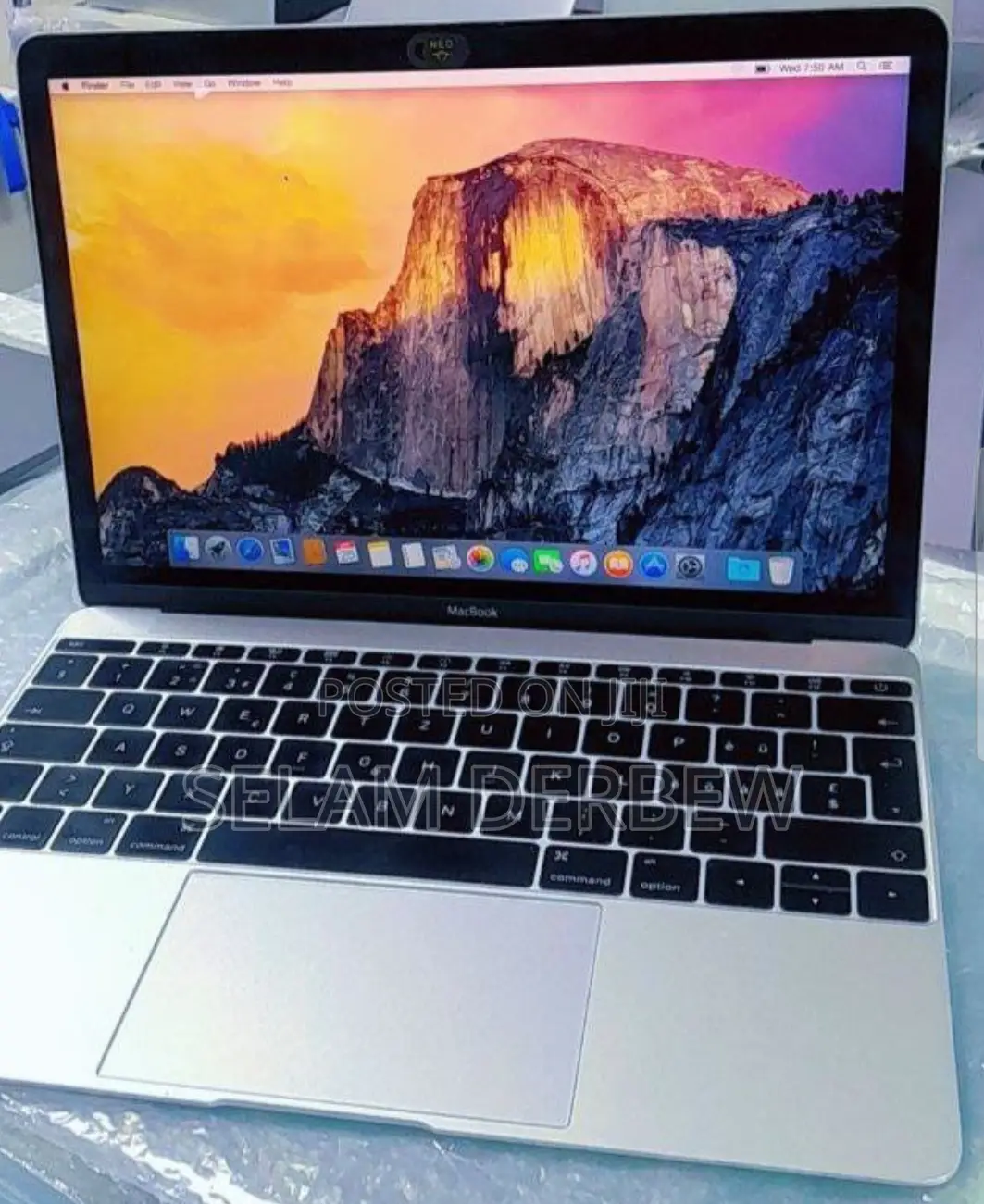 New Laptop Apple MacBook Air 2015 8GB Intel Core M SSD 512GB