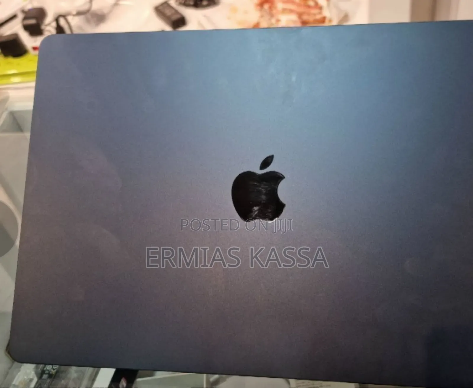 New Laptop Apple MacBook Air 2024 M3 15-Inch 8GB Apple M3 SSD 256GB