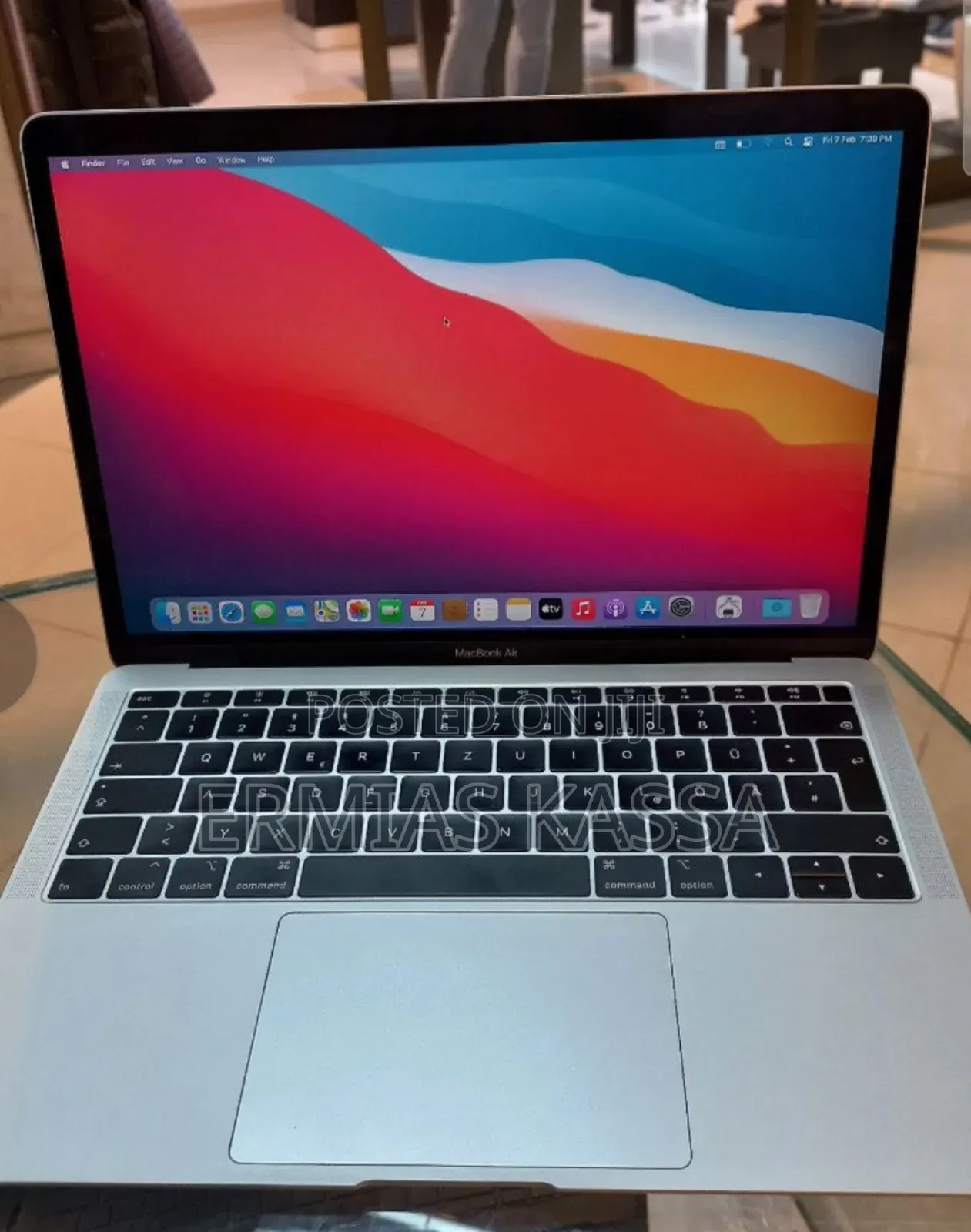 New Laptop Apple MacBook Air 2019 8GB Intel Core I5 SSD 128GB