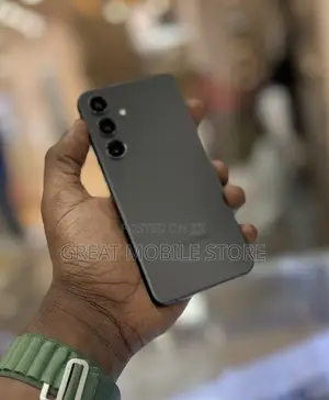 Photo - Samsung Galaxy S24 256 GB Black