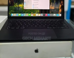 New Apple MacBook Pro 2023 M3 14-Inch 18GB Apple M3 Pro SSD 512GB