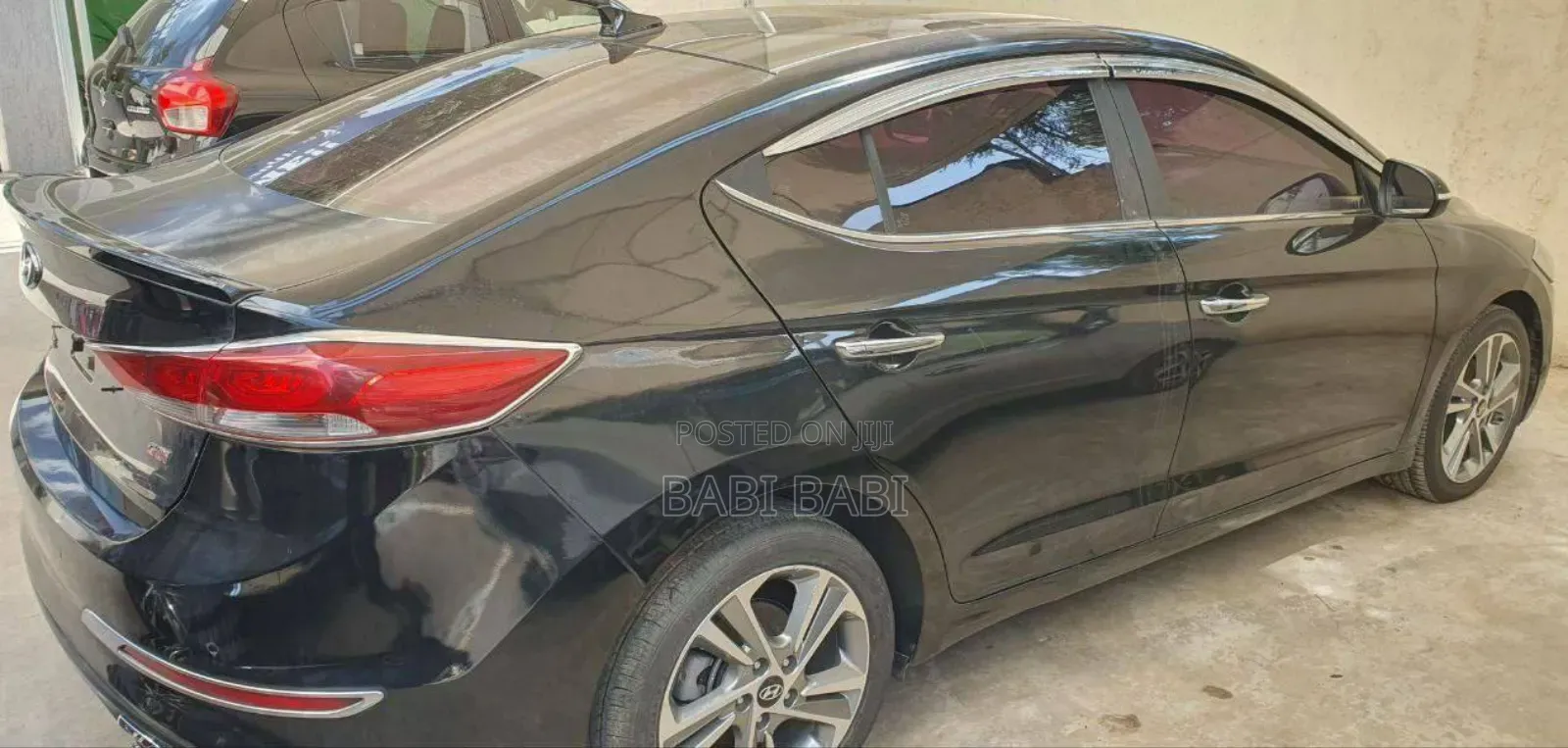 Hyundai Avante 2016 Black