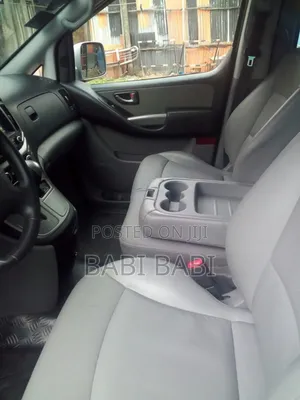 Hyundai Starex 2016 Silver