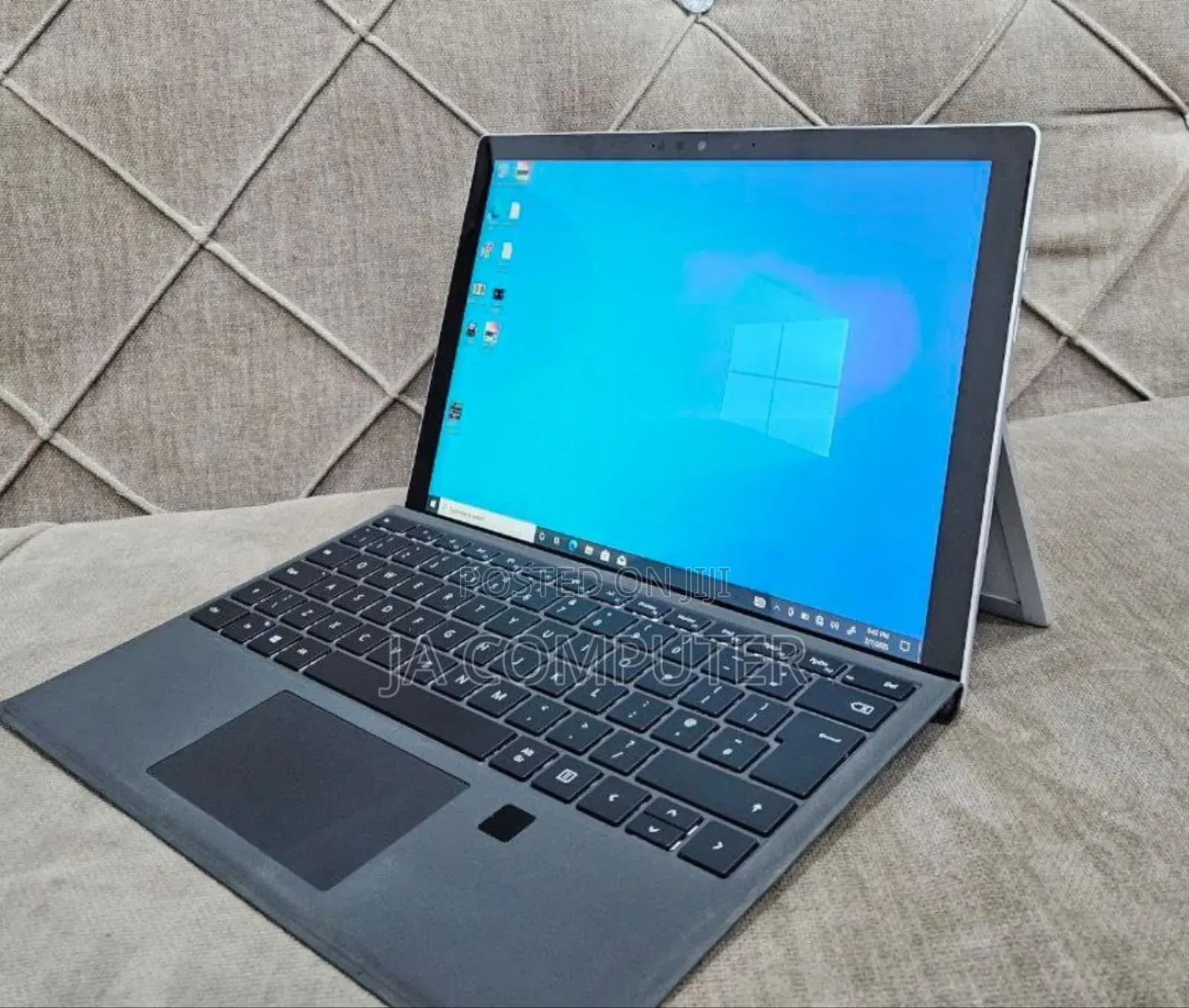 New Laptop Microsoft Surface Pro 7 16GB Intel Core I7 SSD 256GB