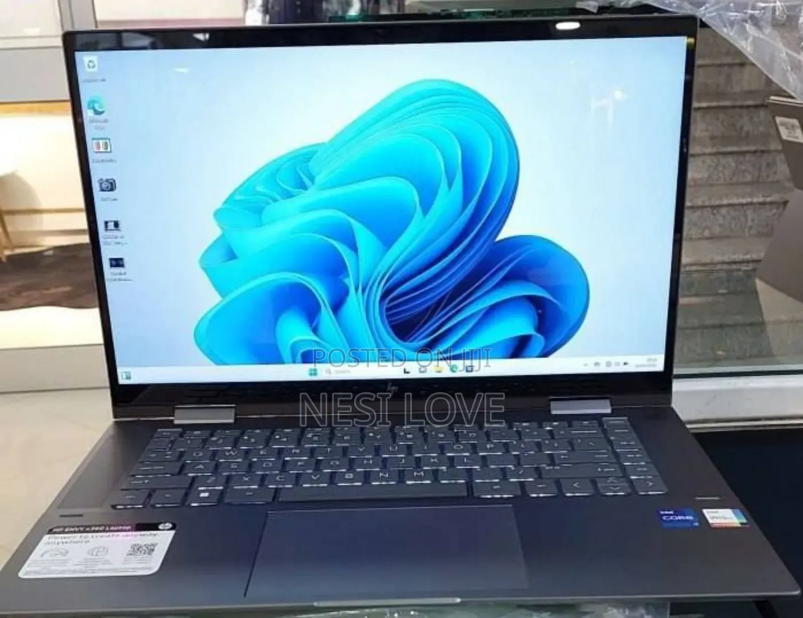 New Laptop HP Envy X360 16GB Intel Core I7 SSD 1T