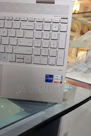 New Laptop HP Envy X360 16GB Intel Core I7 SSD 512GB