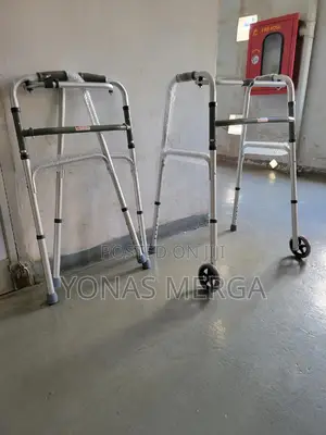 Photo - Folding Walker፴%Medical Walker፳0walker西4leg Walker邽0walker