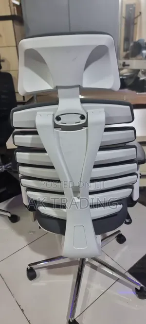 Office Manager Chair (Modern)