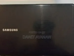 New Laptop Samsung 4GB Intel Core I5 HDD 500GB
