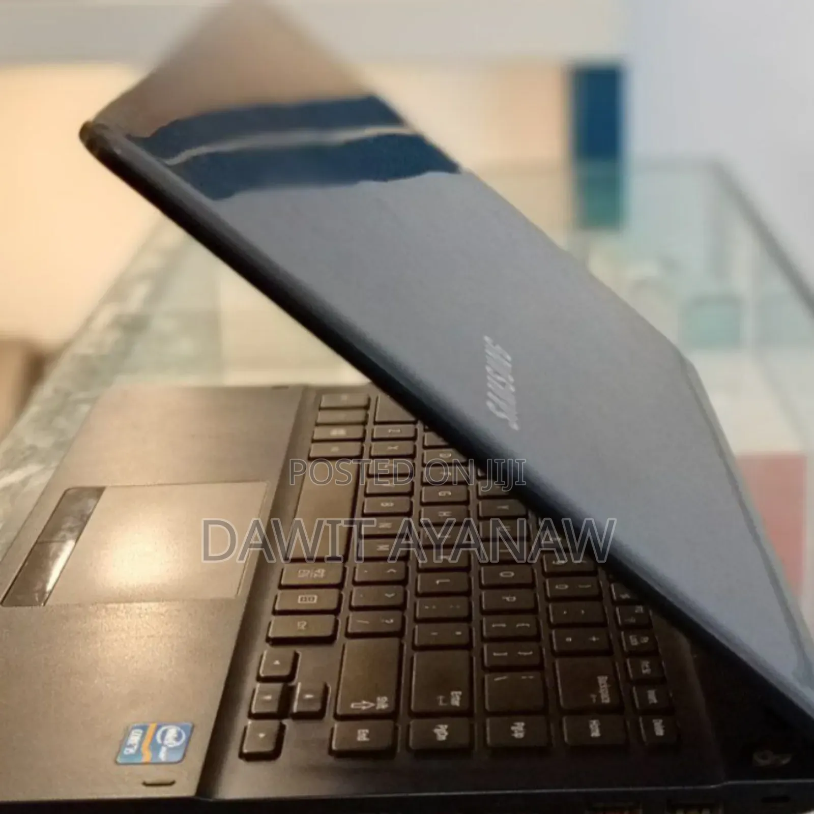 New Laptop Samsung 4GB Intel Core I5 HDD 500GB