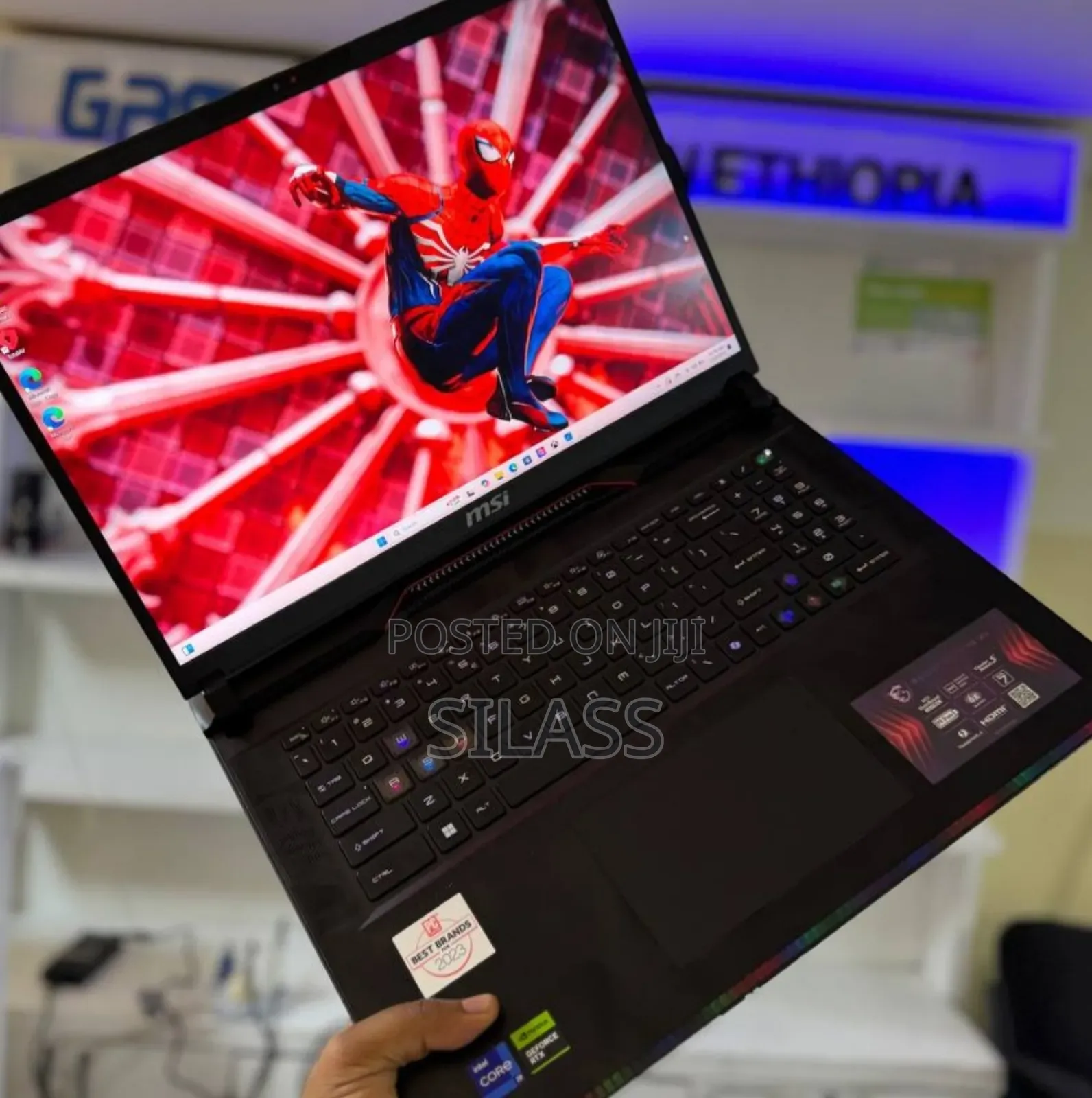 New Laptop MSI Raider GE76 12UGS 64GB Intel Core I9 SSD 2T