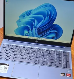 Photo - New Laptop HP Pavilion 15 16GB AMD Ryzen 5 SSD 512GB