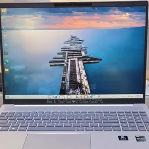 New Laptop HP Pavilion 17 16GB Intel Core I7 SSD 1T