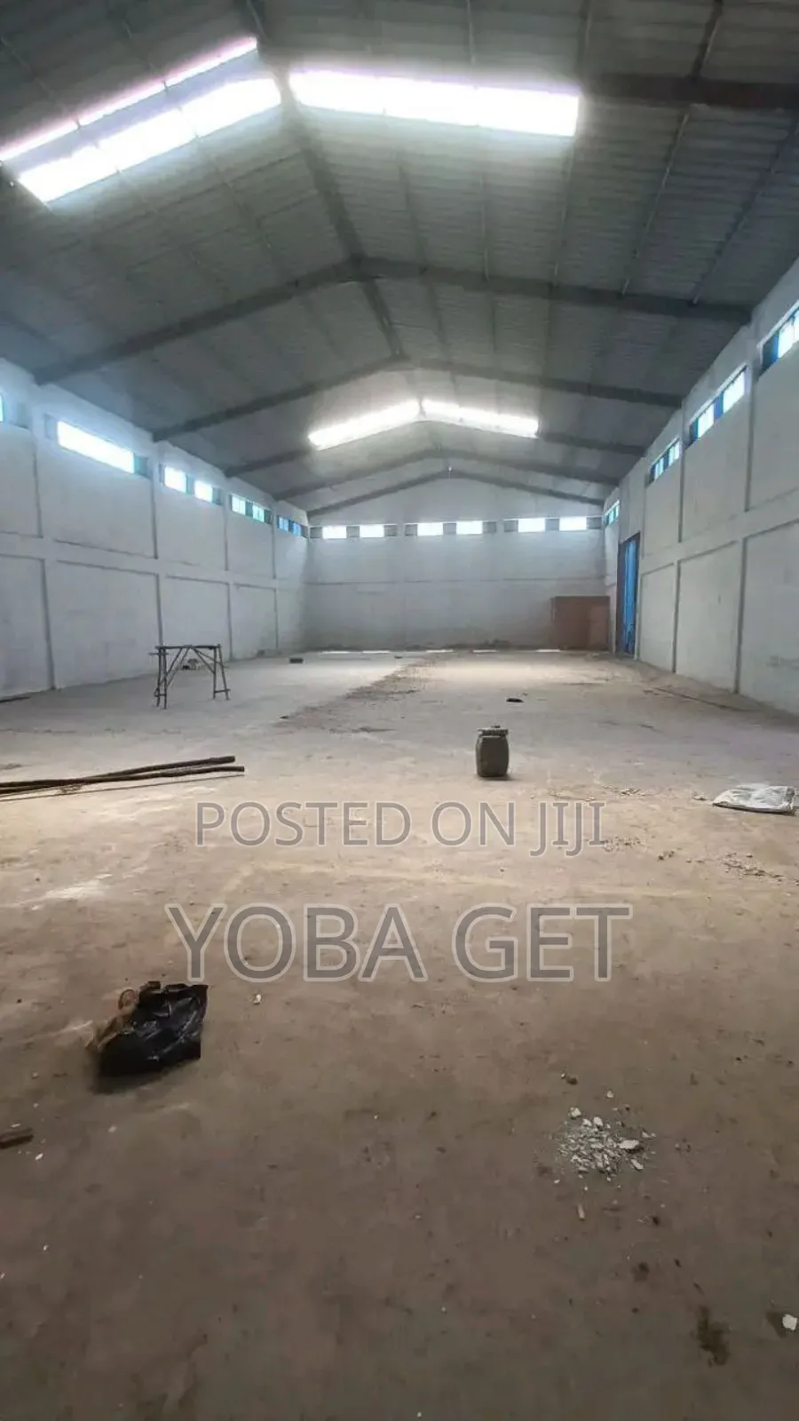 የሚከራይ መጋዘን