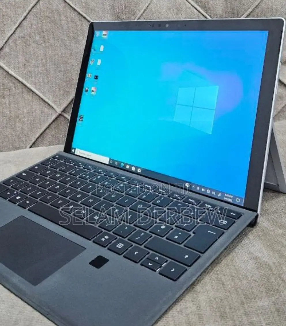 New Laptop Microsoft Surface Pro 7 16GB Intel Core I7 SSD 256GB