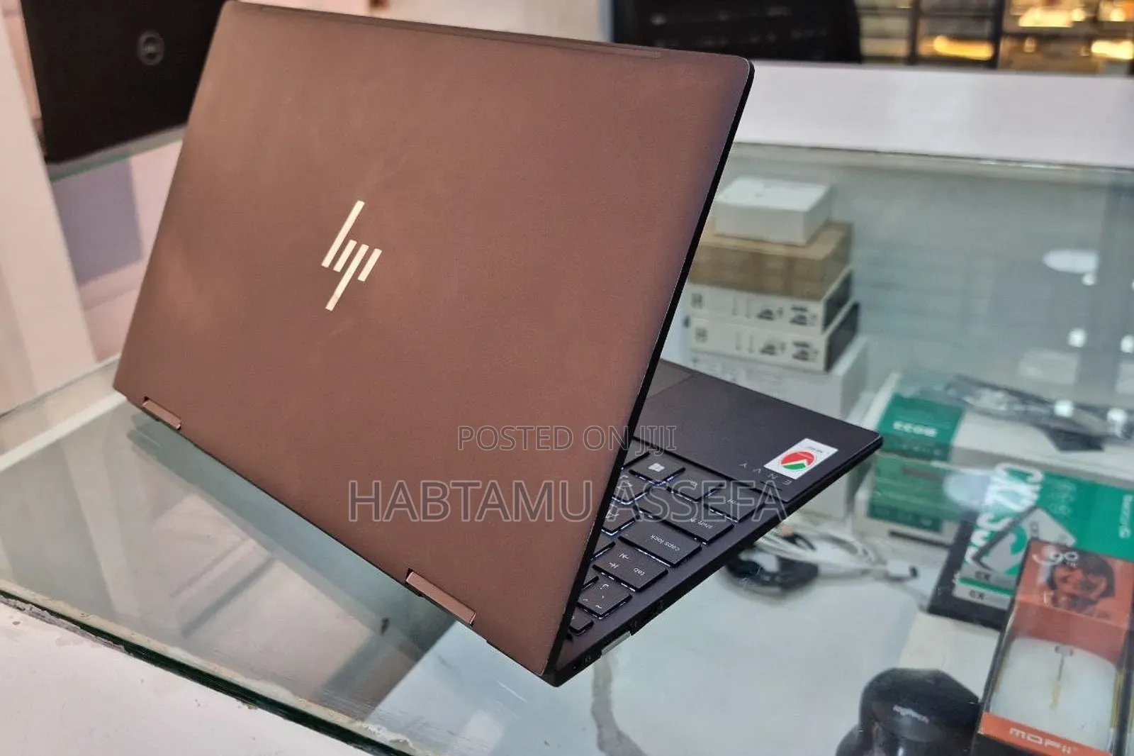 New Laptop HP Envy X360 8GB Intel Core I7 SSD 1T