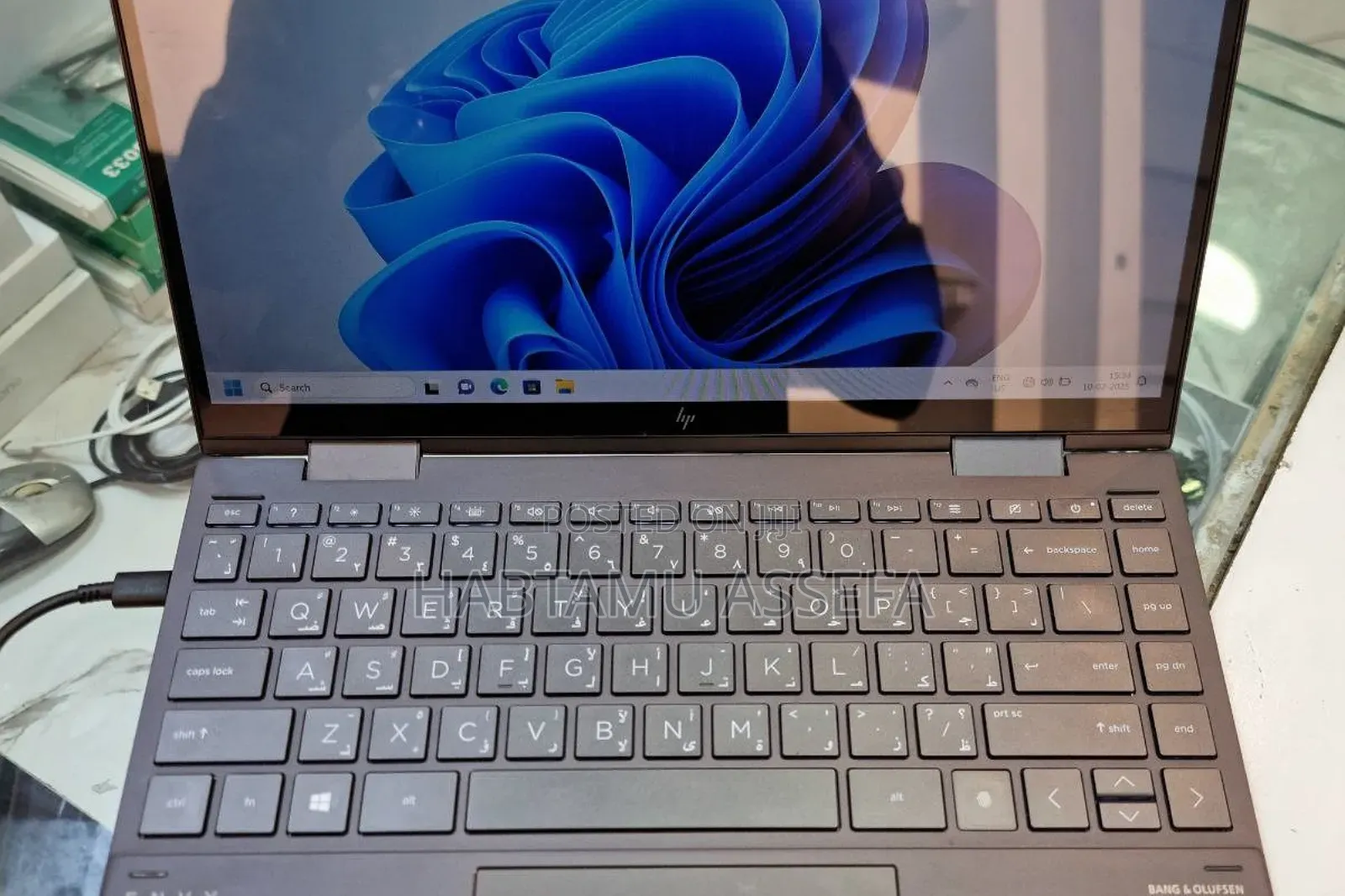 New Laptop HP Envy X360 8GB Intel Core I7 SSD 1T