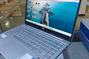 New Laptop HP Pavilion 10 16GB Intel Core I5 SSD 512GB