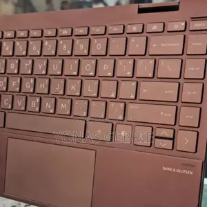 New Laptop HP Envy x360 8GB Intel Core i7 SSD 1T