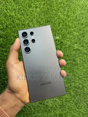 New Samsung Galaxy S24 Ultra 256 GB Silver