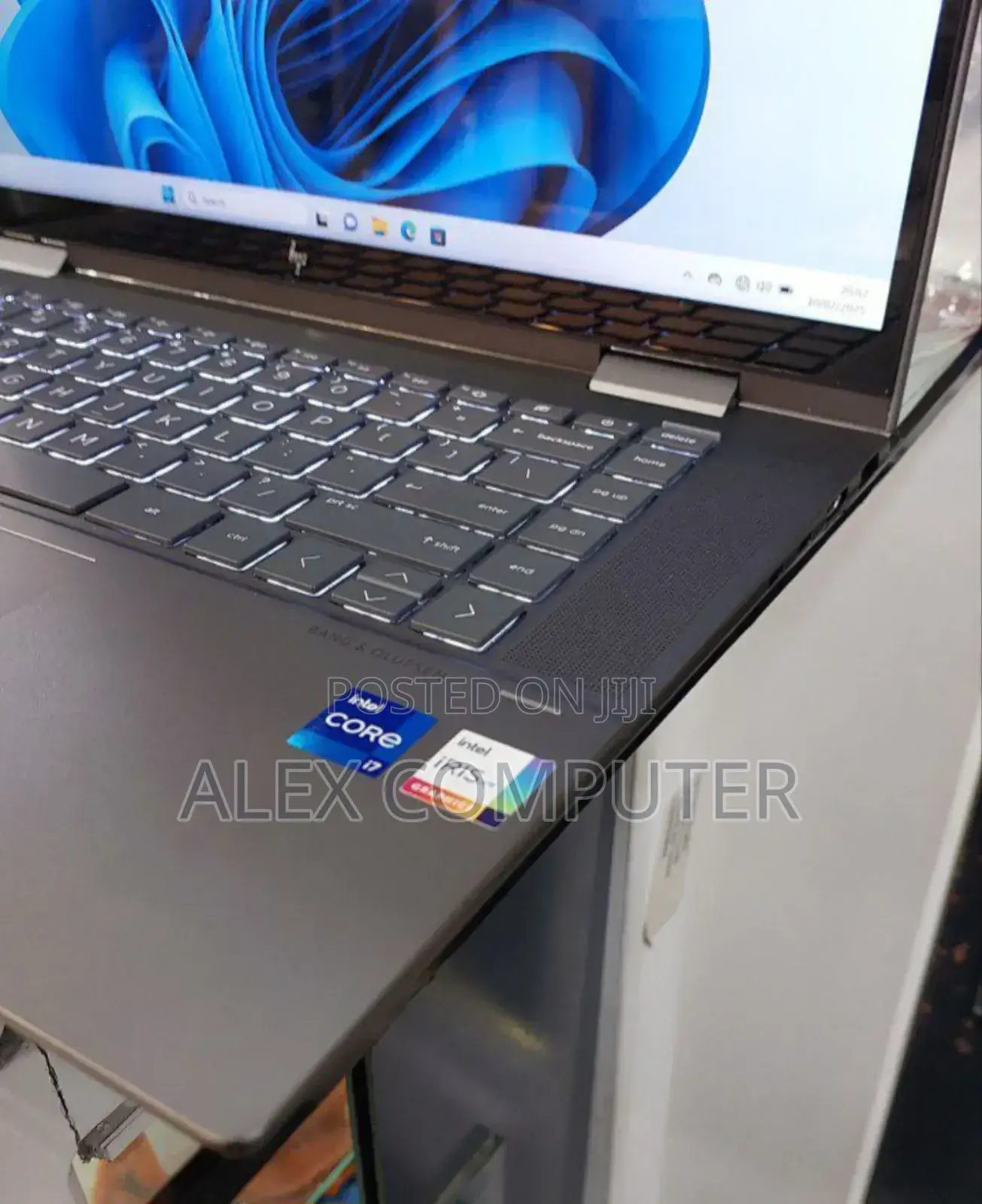 New Laptop HP Envy X360 16GB Intel Core I7 SSD 1T