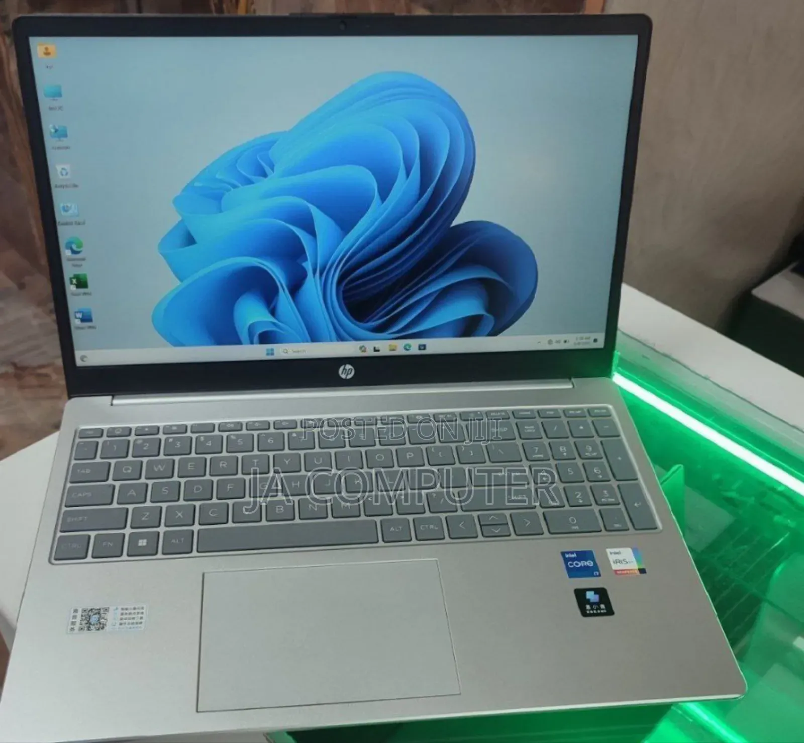 New Laptop HP Stream Notebook 16GB Intel Core I7 SSD 1T