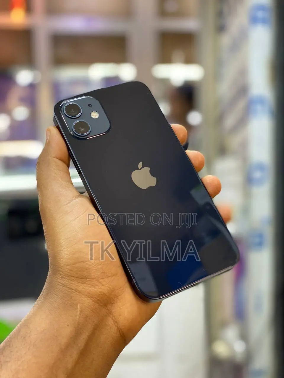 Apple iPhone 12 64 GB