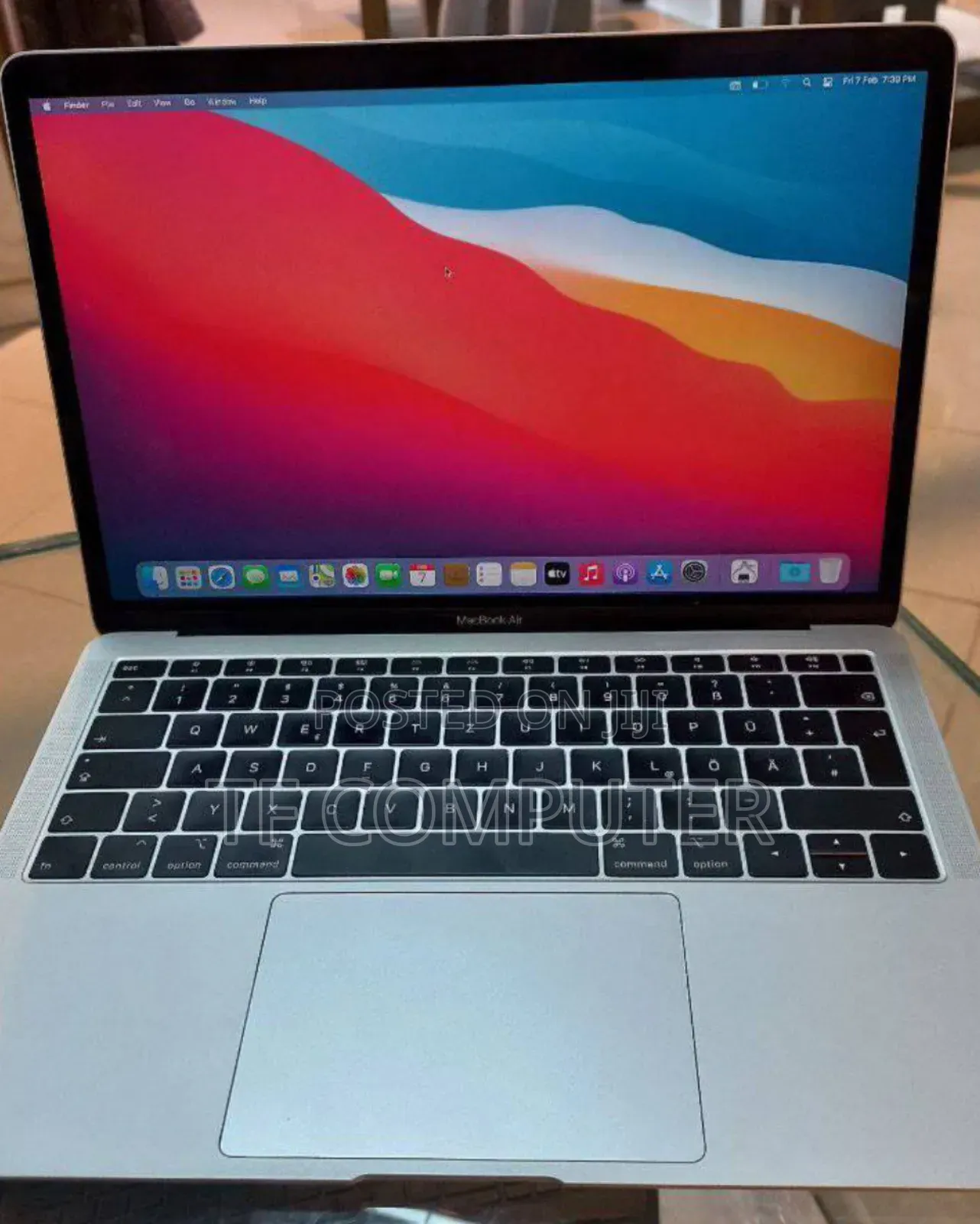 New Laptop Apple MacBook Air 2019 8GB Intel Core I5 SSD 128GB