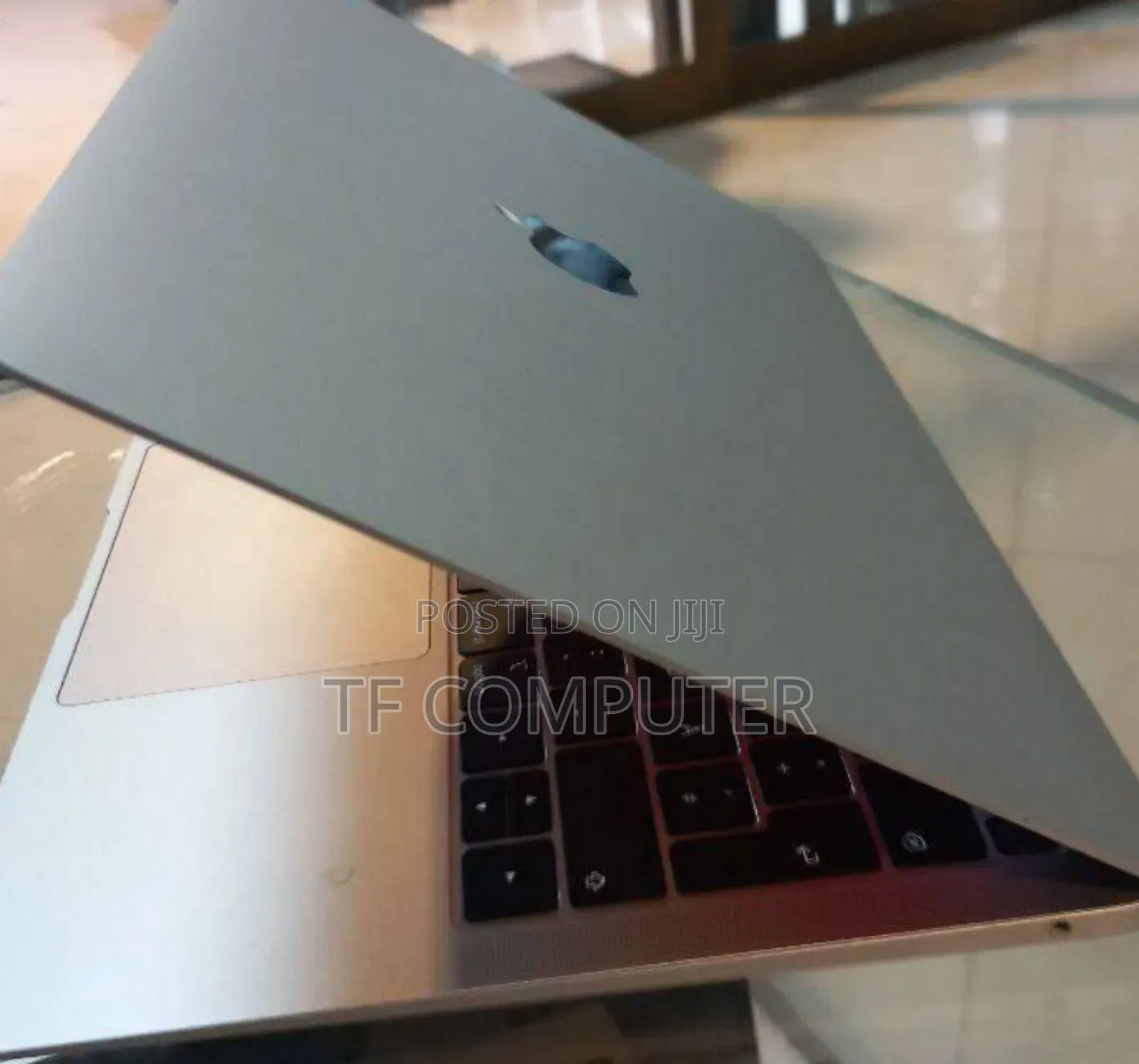 New Laptop Apple MacBook Air 2019 8GB Intel Core I5 SSD 128GB