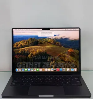 New Apple MacBook Pro 2023 M3 14-Inch 18GB Apple M3 Pro SSD 512GB