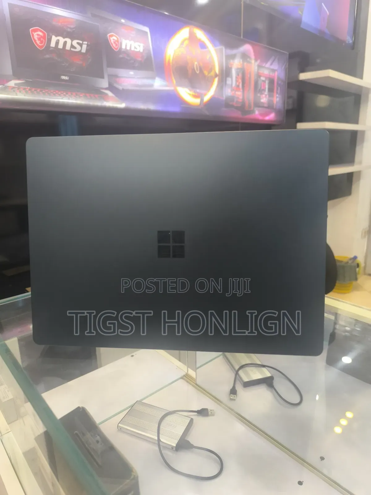 New Laptop Microsoft Surface Book 3 16GB Intel Core I7 SSD 256GB