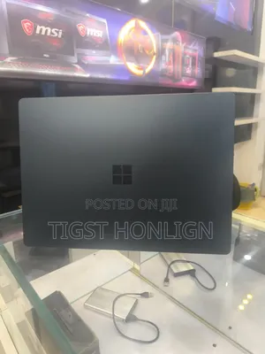 New Laptop Microsoft Surface Book 3 16GB Intel Core I7 SSD 256GB