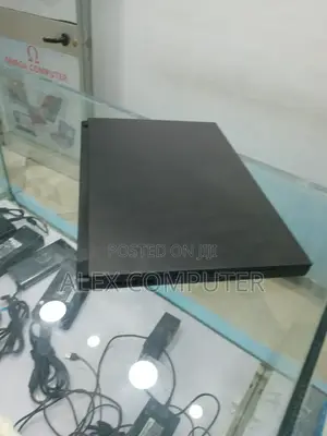 New Laptop MSI GS66 Stealth 10SGS 16GB Intel Core I7 SSD 1T
