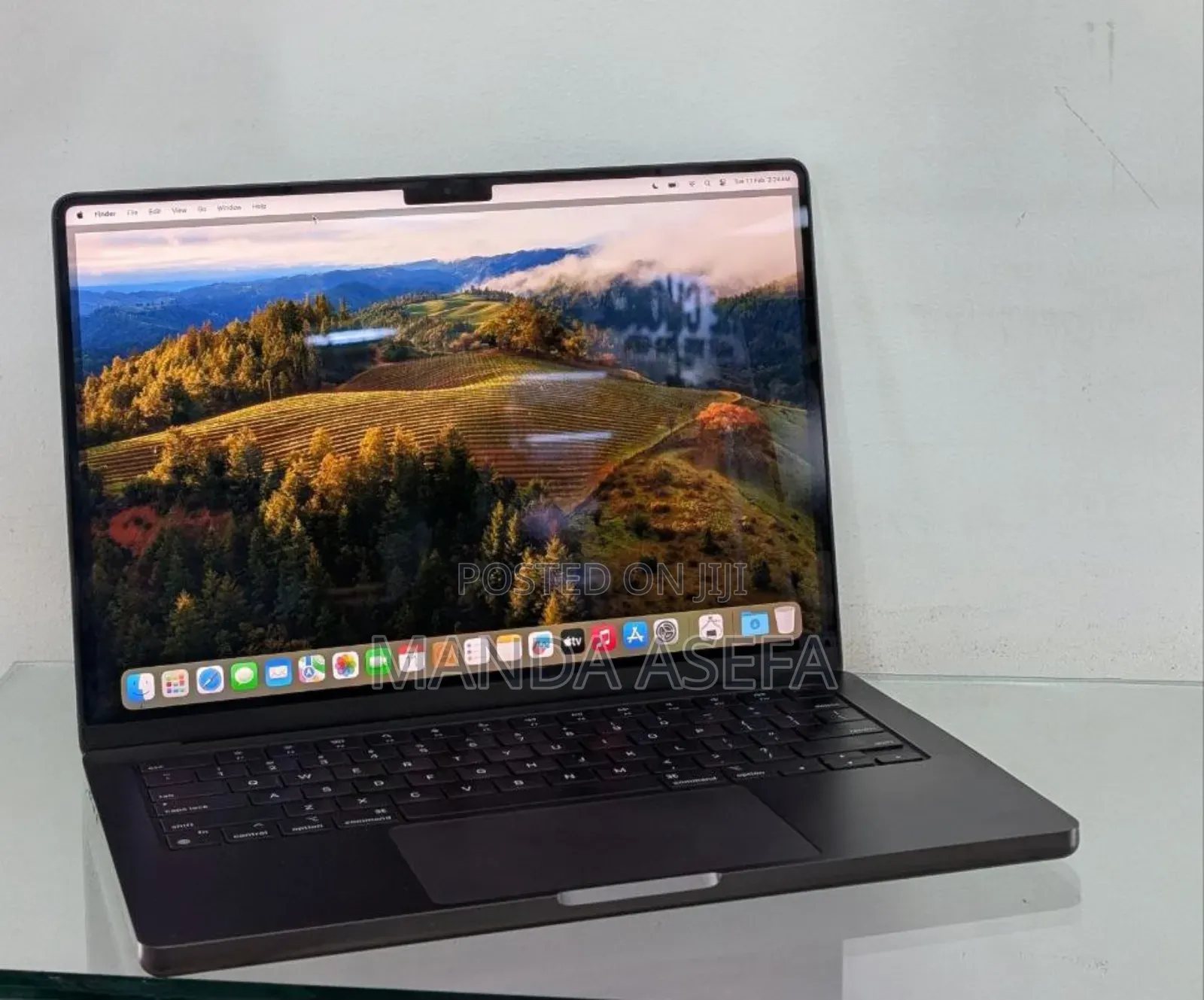 New Laptop Apple MacBook Pro 18GB Apple M3 SSD 512GB