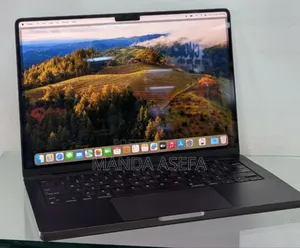 New Laptop Apple MacBook Pro 18GB Apple M3 SSD 512GB