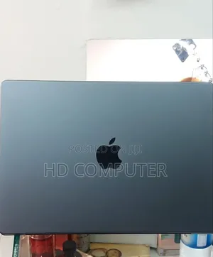 New Laptop Apple MacBook Pro 2023 M3 14-Inch 16GB Apple M3 SSD 512GB