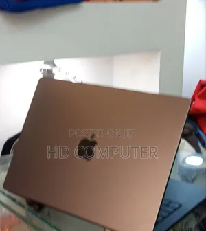 New Laptop Apple MacBook Pro 2023 M3 14-Inch 16GB Apple M3 SSD 512GB