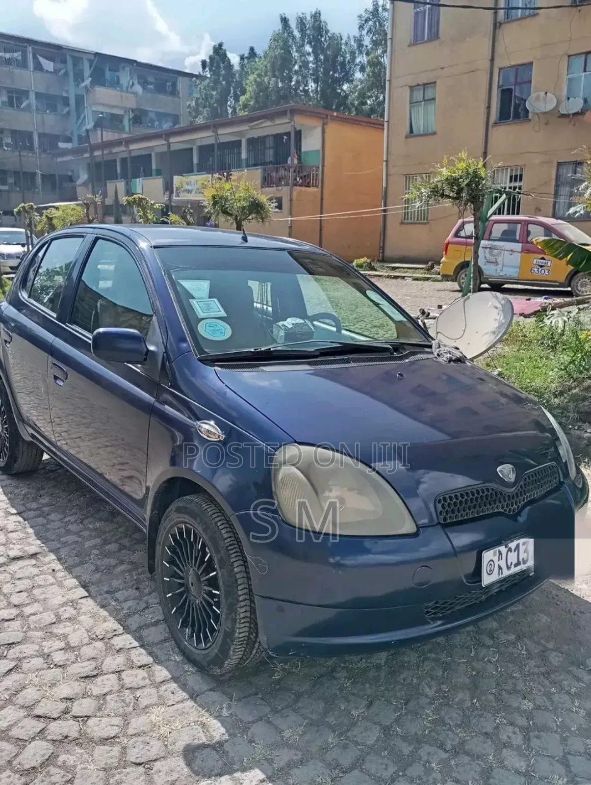 Toyota Vitz 2001 Blue