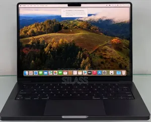 New Apple MacBook Pro 2023 M3 14-Inch 18GB Apple M3 Pro SSD 512GB