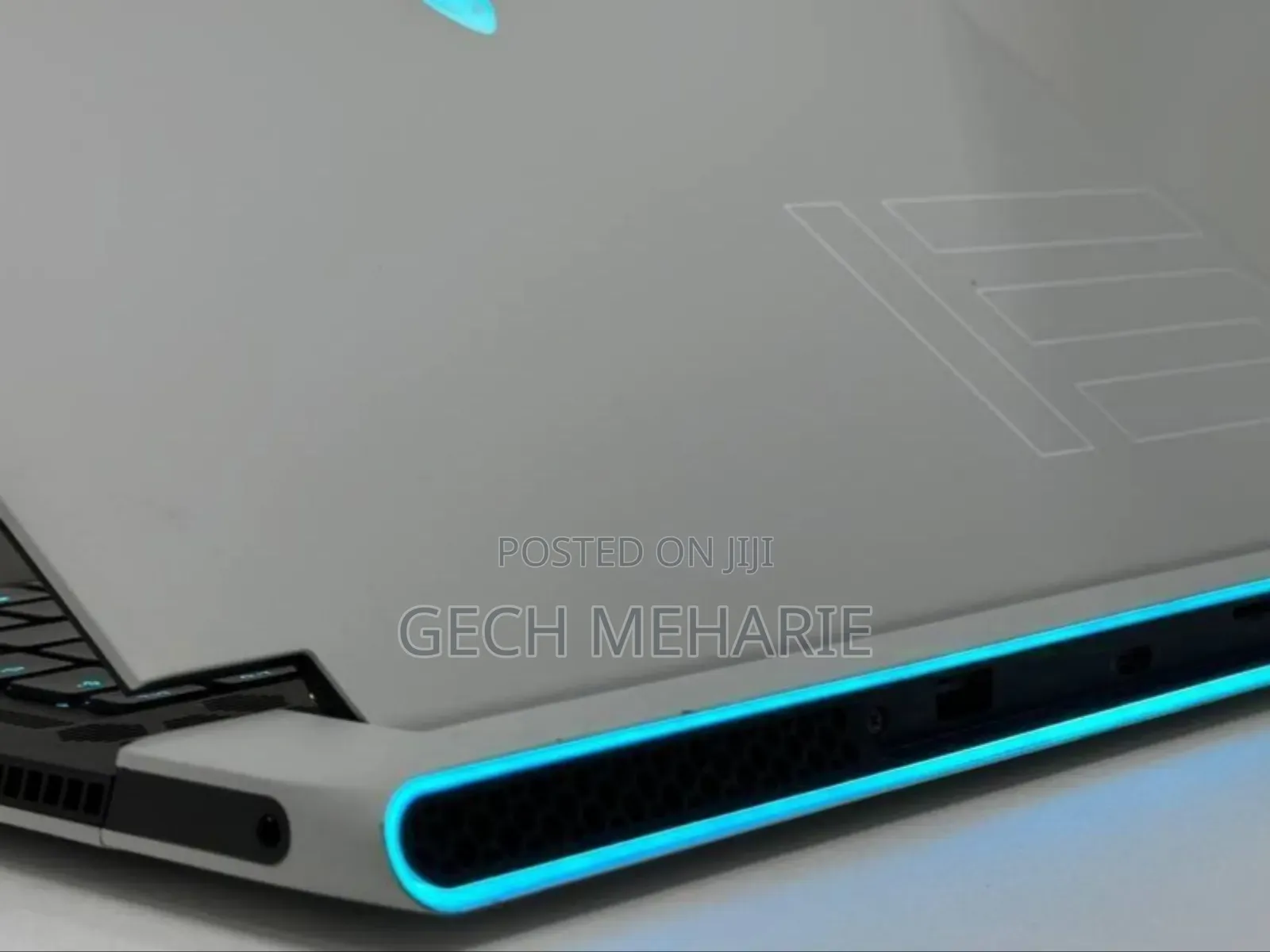 New Laptop Alienware Area-51m 32GB Intel Core I9 SSD 1T