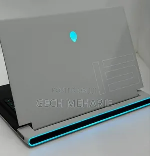 New Laptop Alienware Area-51m 32GB Intel Core I9 SSD 1T